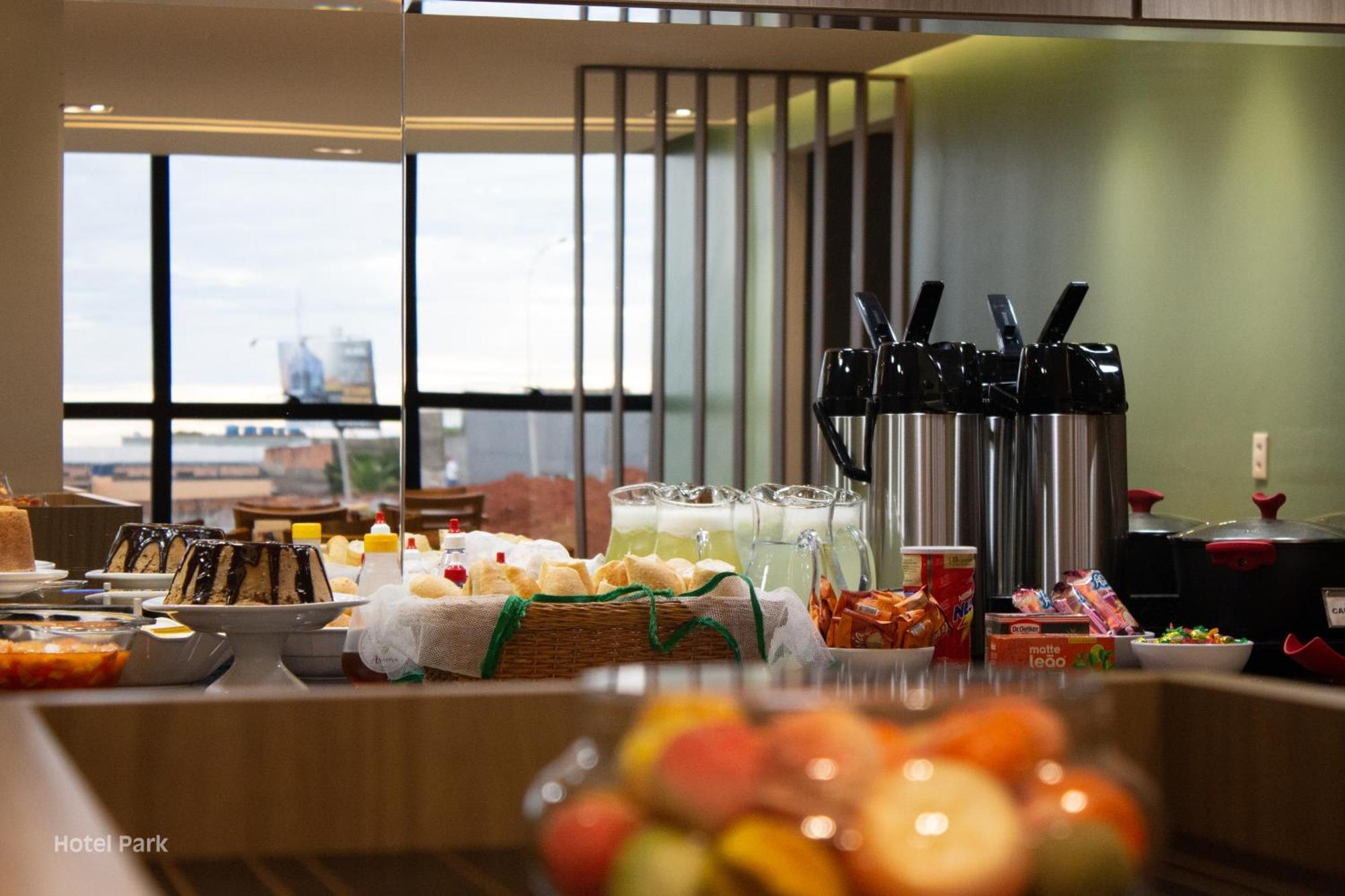 Hotel Park Valparaiso de Goias 외부 사진